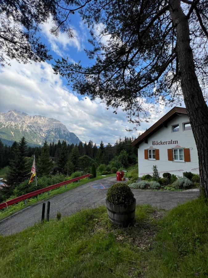 Baeckeralm - B&B 16 + Mittenwald Exterior photo